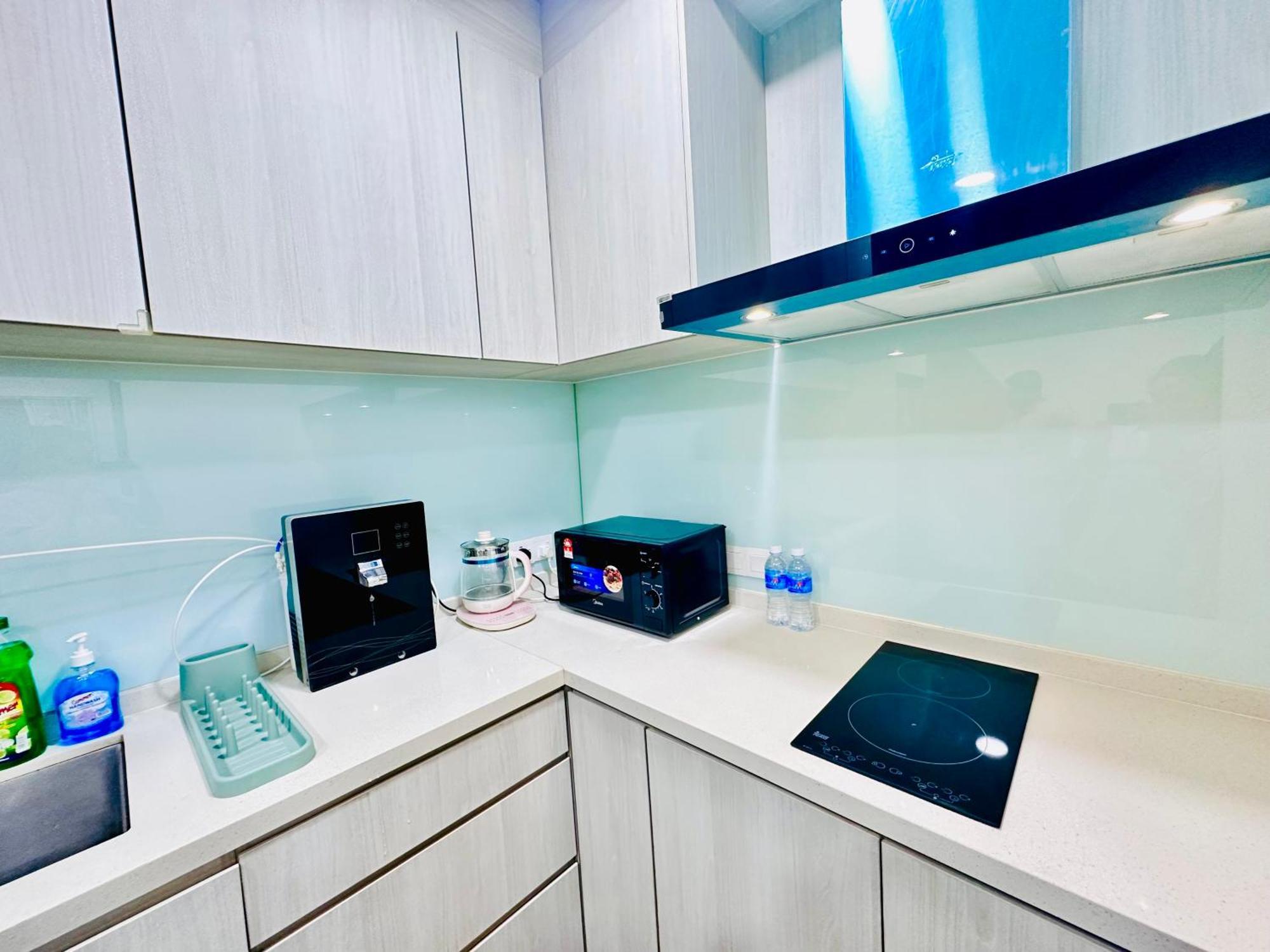 Velocity Residence At Sunway Mall Куала Лумпур Екстериор снимка